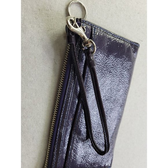 Coach Poppy Women's Deep Blue Patent Leather Zip Up Wristlet Credit Card Slots - Picture 10 of 11
